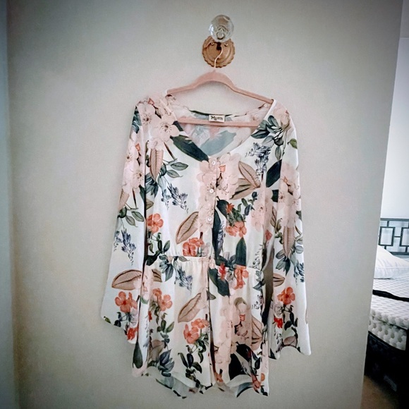 SHOW ME YOUR MUMU Long Sleeve Floral Romper *NEW* - Picture 8 of 11